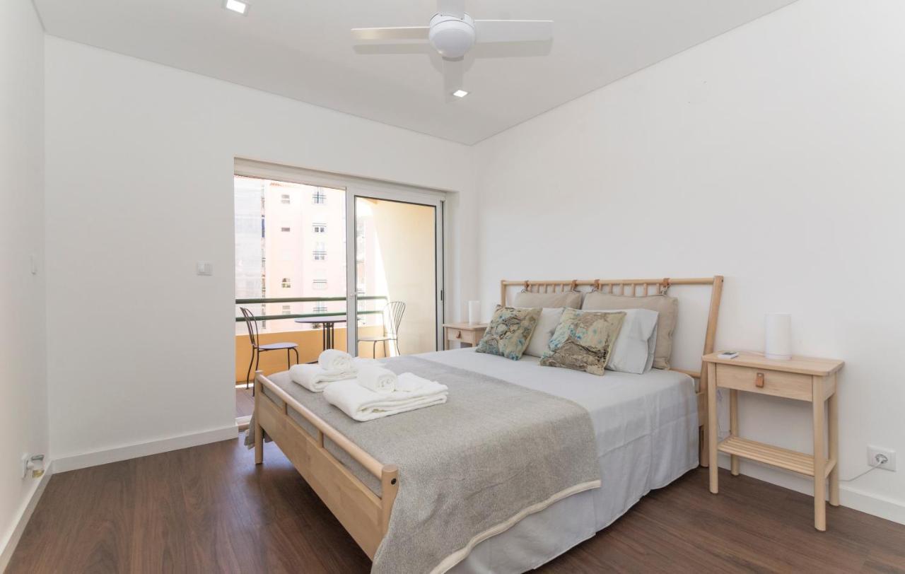 Houze_Lovely Flat With Swimming Pool! 카스카이스 외부 사진